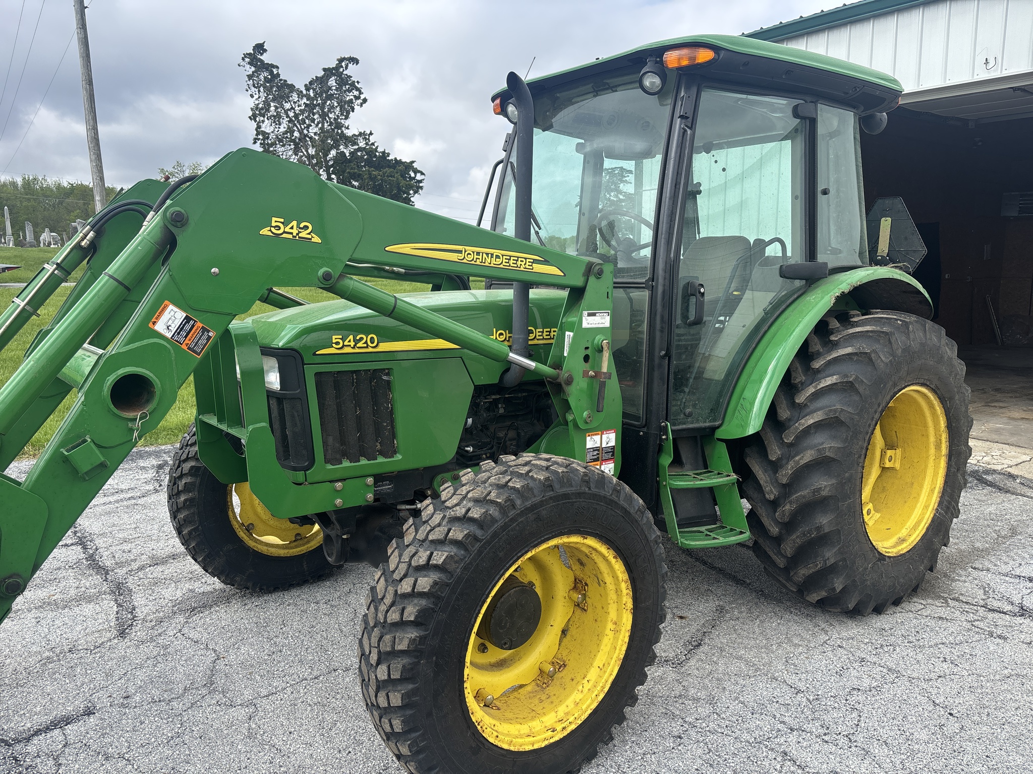 Used 2005 John Deere 5420 Utility Tractors at Koenig Equipment in Tipp City, OH - PhotoXL0