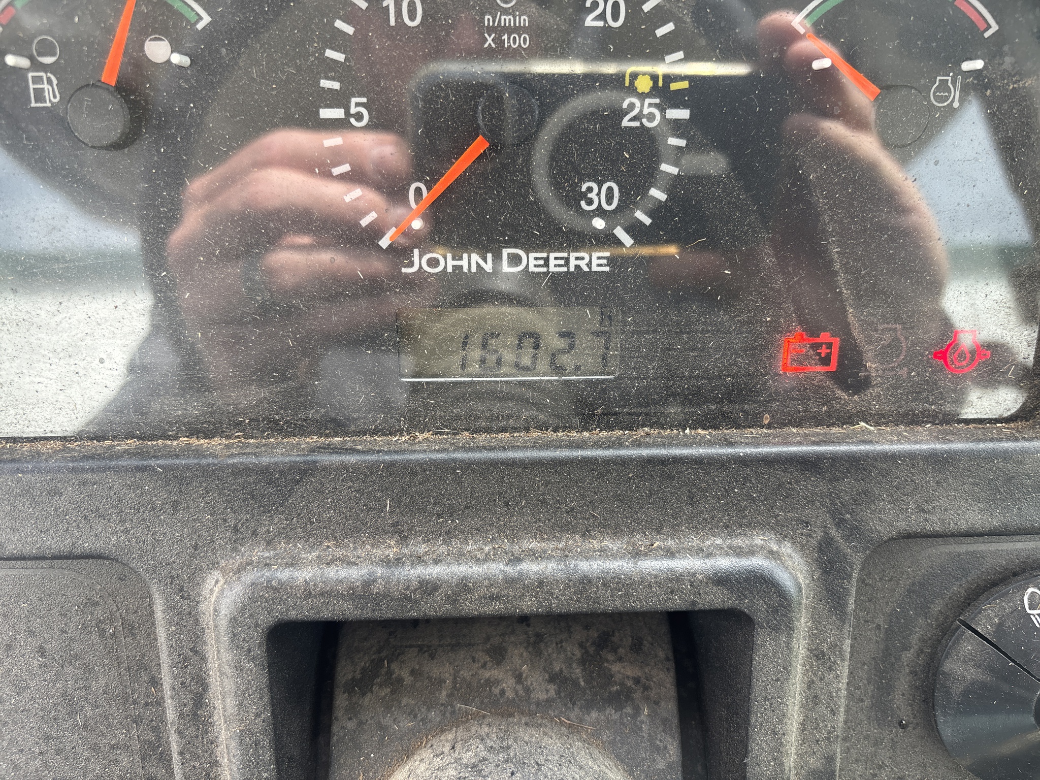 Used 2005 John Deere 5420 Utility Tractors at Koenig Equipment in Tipp City, OH - PhotoXL9