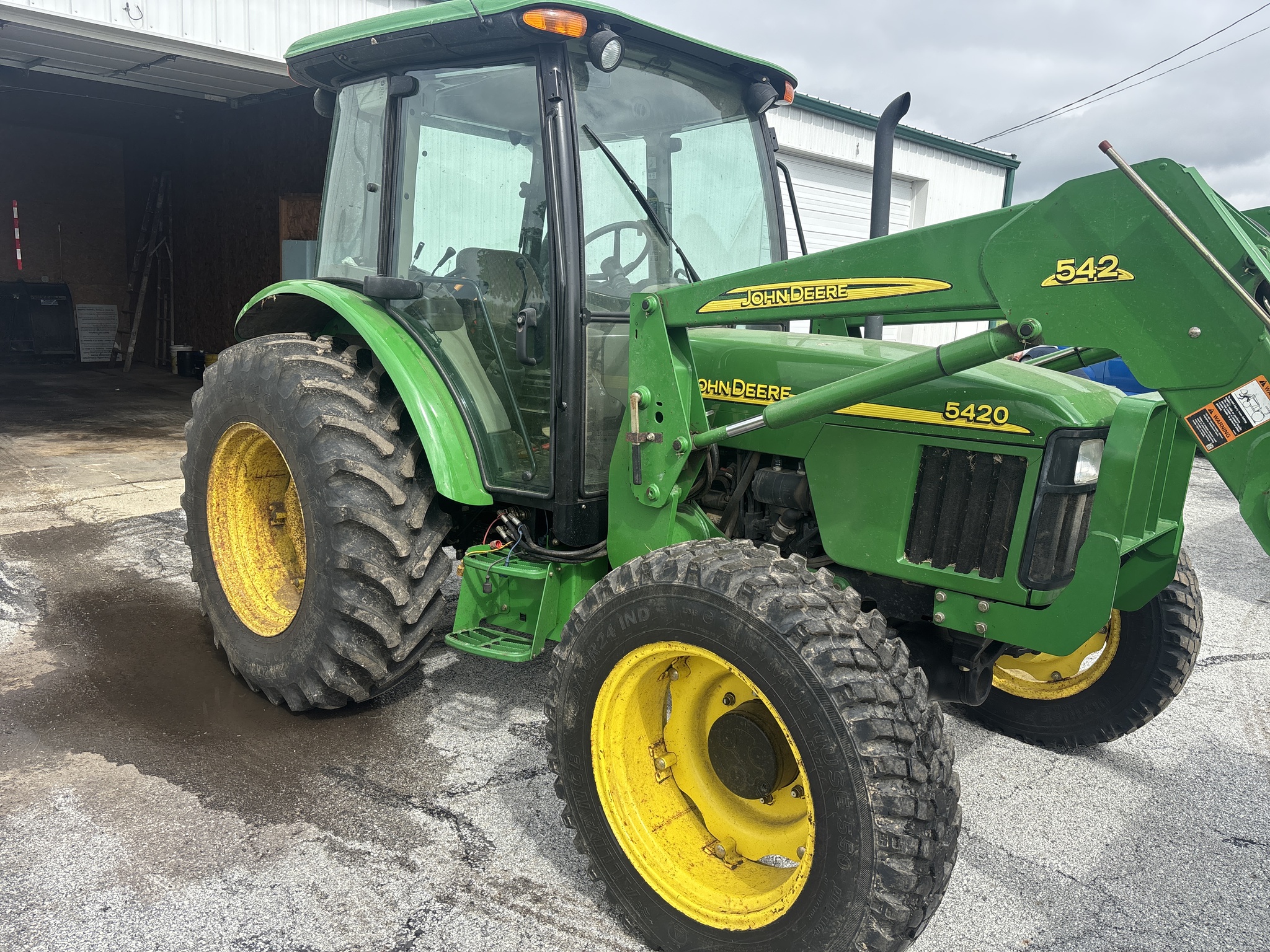 Used 2005 John Deere 5420 Utility Tractors at Koenig Equipment in Tipp City, OH - PhotoXL15