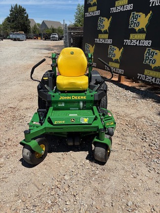 2025 John Deere Z720E-2