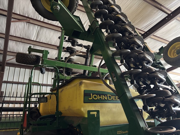 2010 John Deere 1990 - Photo11