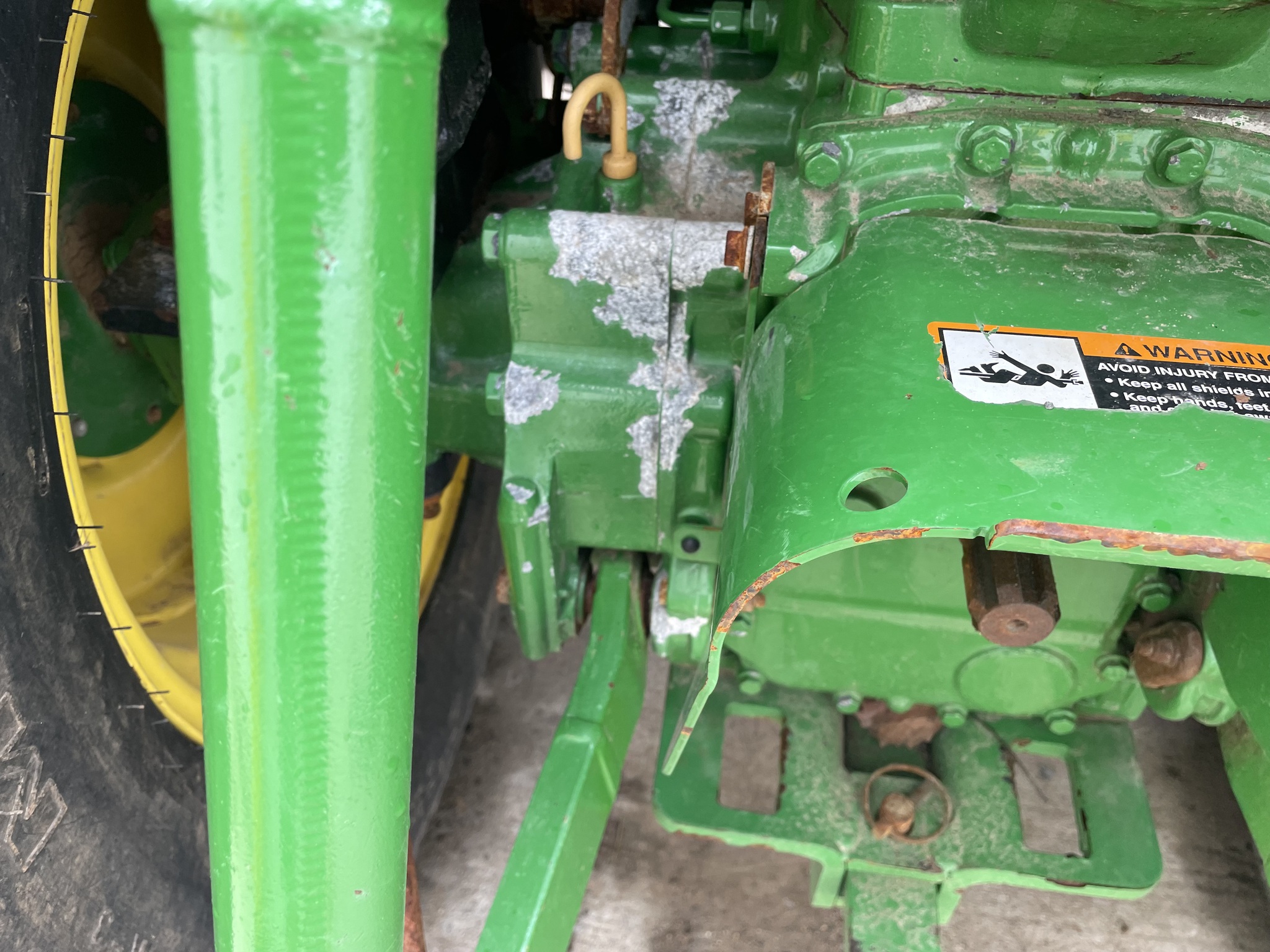 2022 John Deere 3039R Image 9
