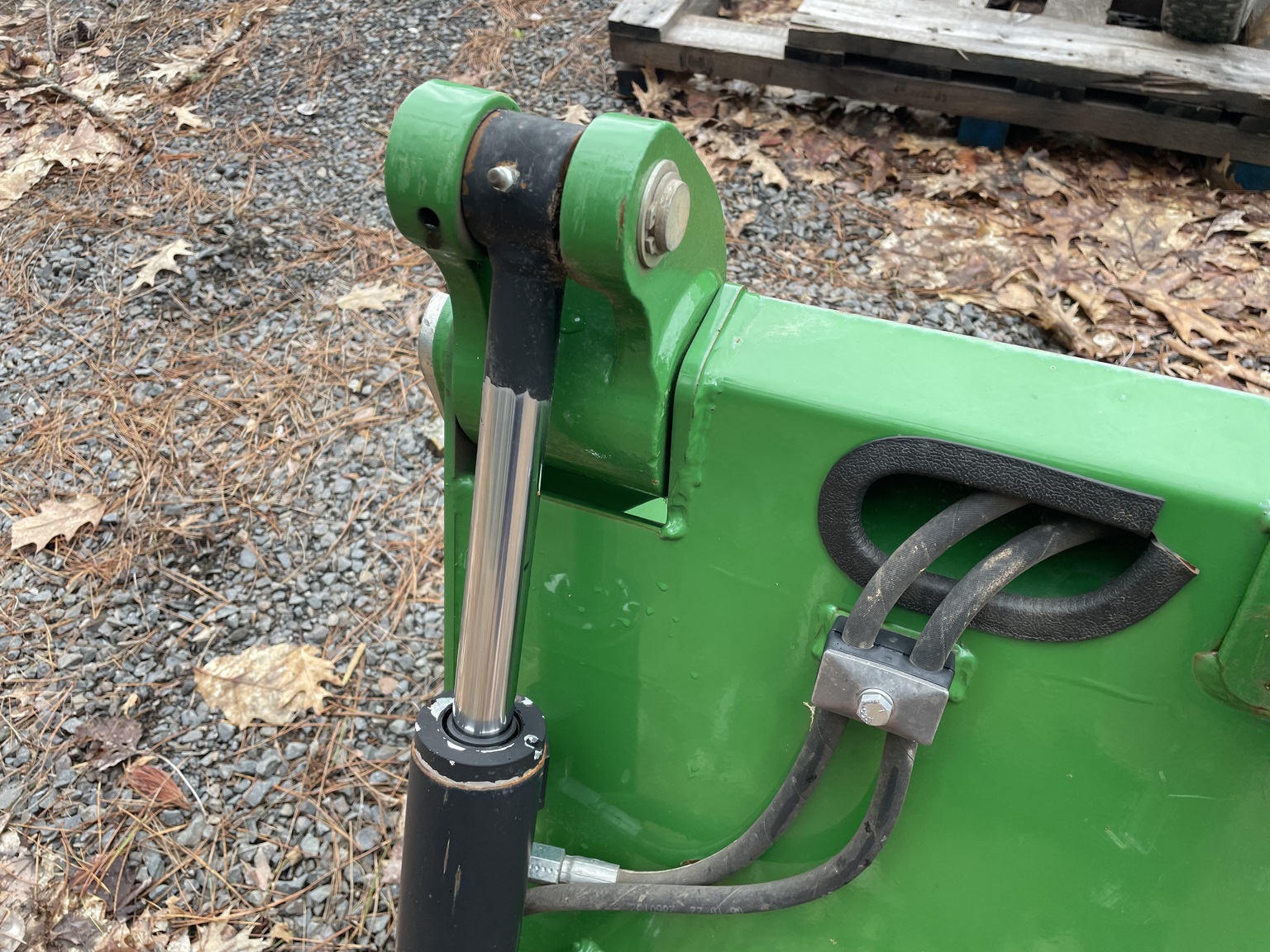 2022 John Deere 3039R Image 27