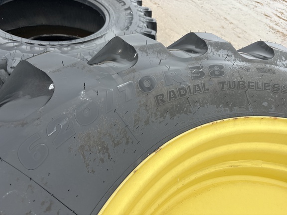 Used 2018 Michelin 620/70R38 Tires & Tracks at Horizon Ag & Turf in Lloydminster, AB - Photo9
