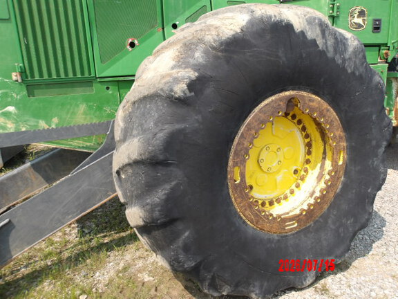 2017 John Deere 848L