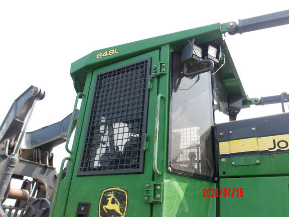 2017 John Deere 848L