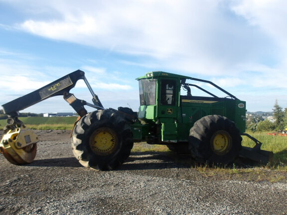 2017 John Deere 848L