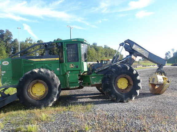2017 John Deere 848L