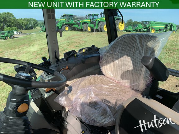 Photo of 2025 John Deere 5060E