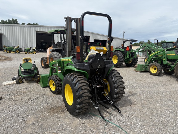 2026 John Deere 3032E