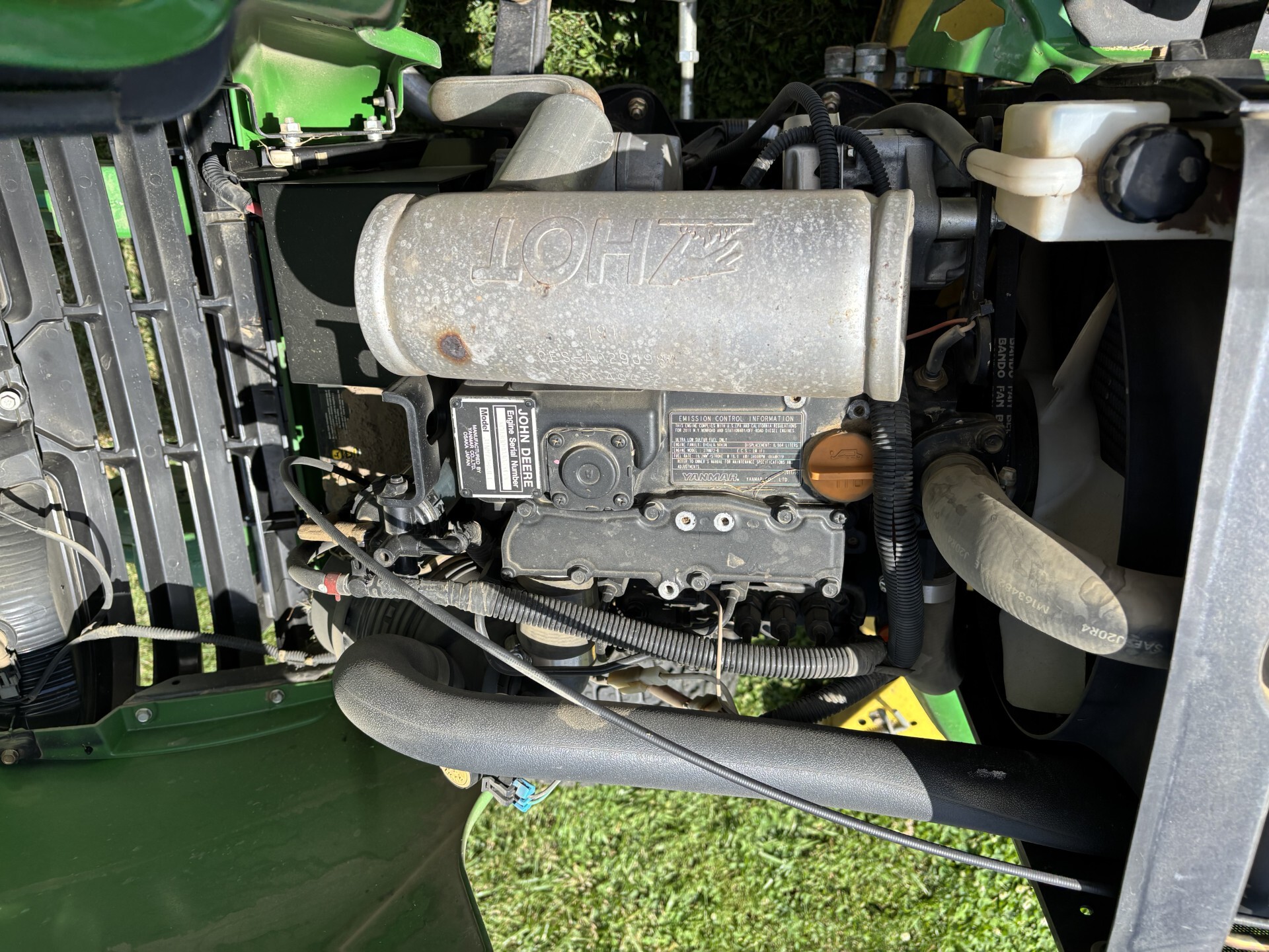 Used 2011 John Deere X740 Lawn & Garden Tractors at Koenig Equipment in Germantown, OH - PhotoXL14