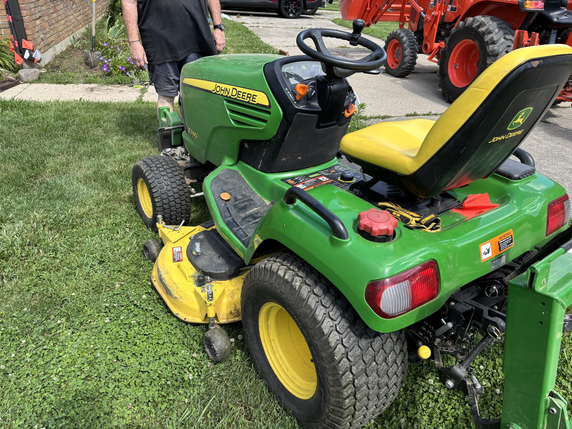 Used 2011 John Deere X740 Lawn & Garden Tractors at Koenig Equipment in Germantown, OH - PhotoXL2