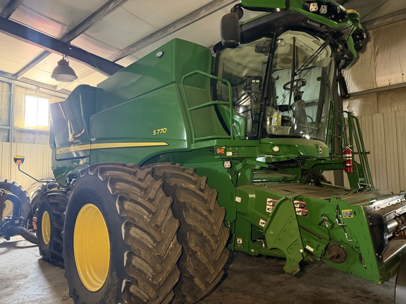 Photo of 2024 John Deere S770