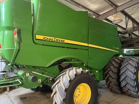 Photo of 2024 John Deere S770