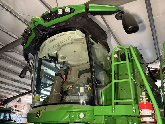 Photo of 2024 John Deere S770
