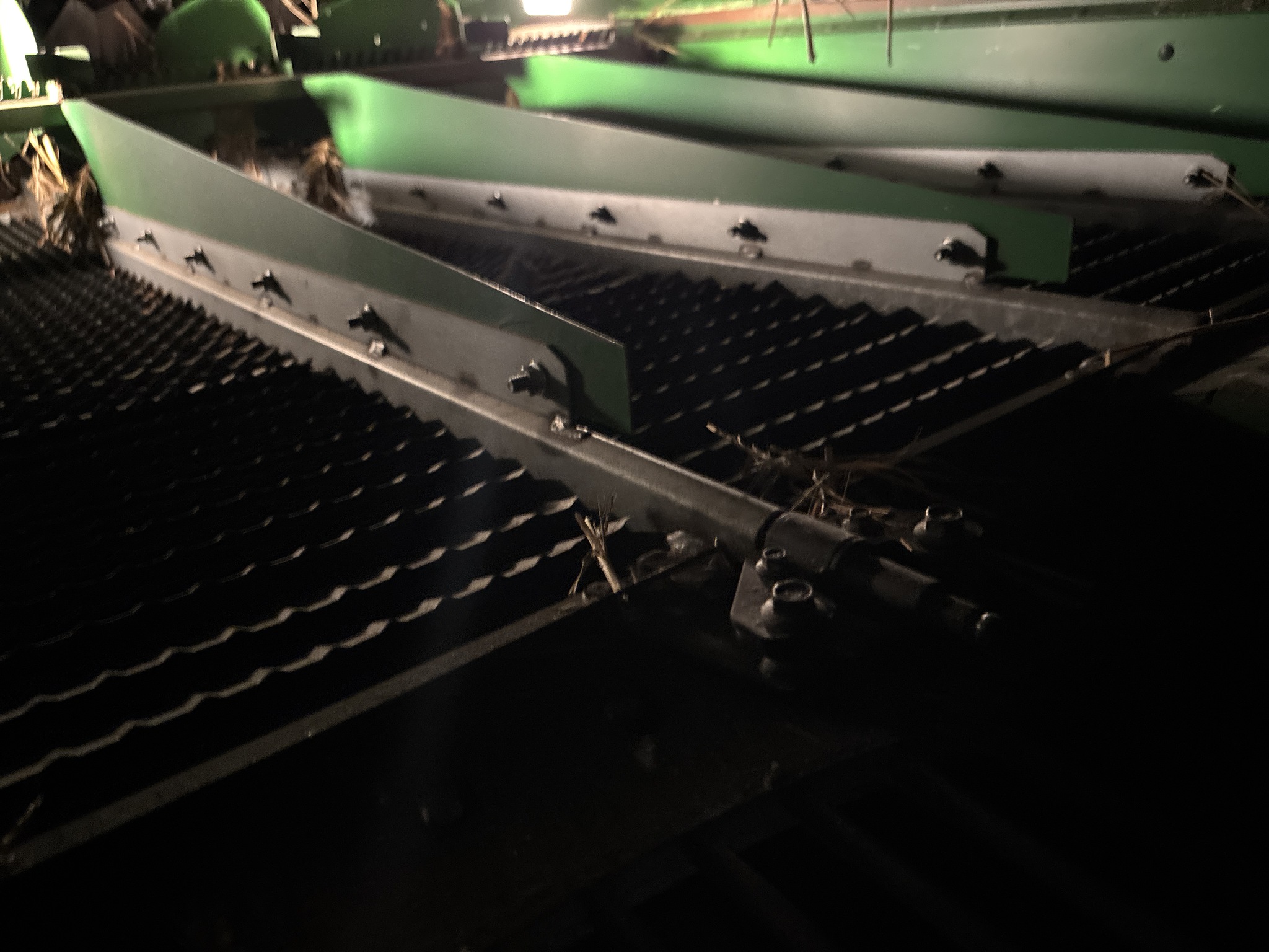 Used 2018 John Deere S780 Combines at Koenig Equipment in Oxford, OH - PhotoXL67