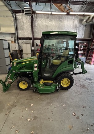 Photo of 2024 John Deere 1025R
