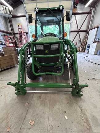Photo of 2024 John Deere 1025R