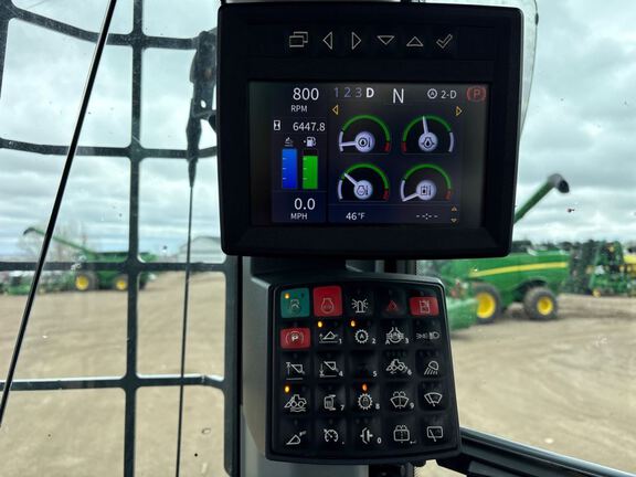 2020 John Deere 744L