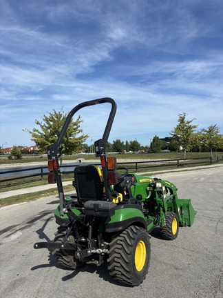John-Deere 1025R