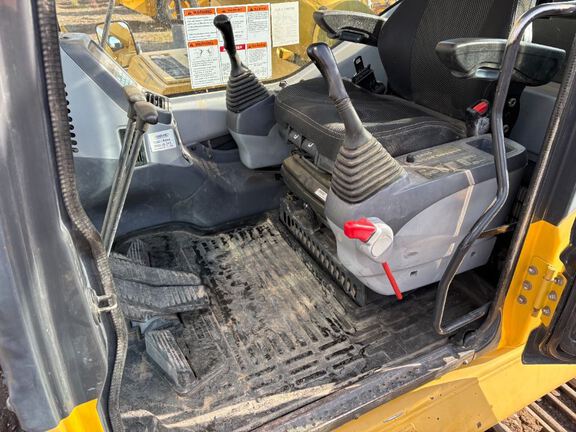 2004 Komatsu PC400LC-7