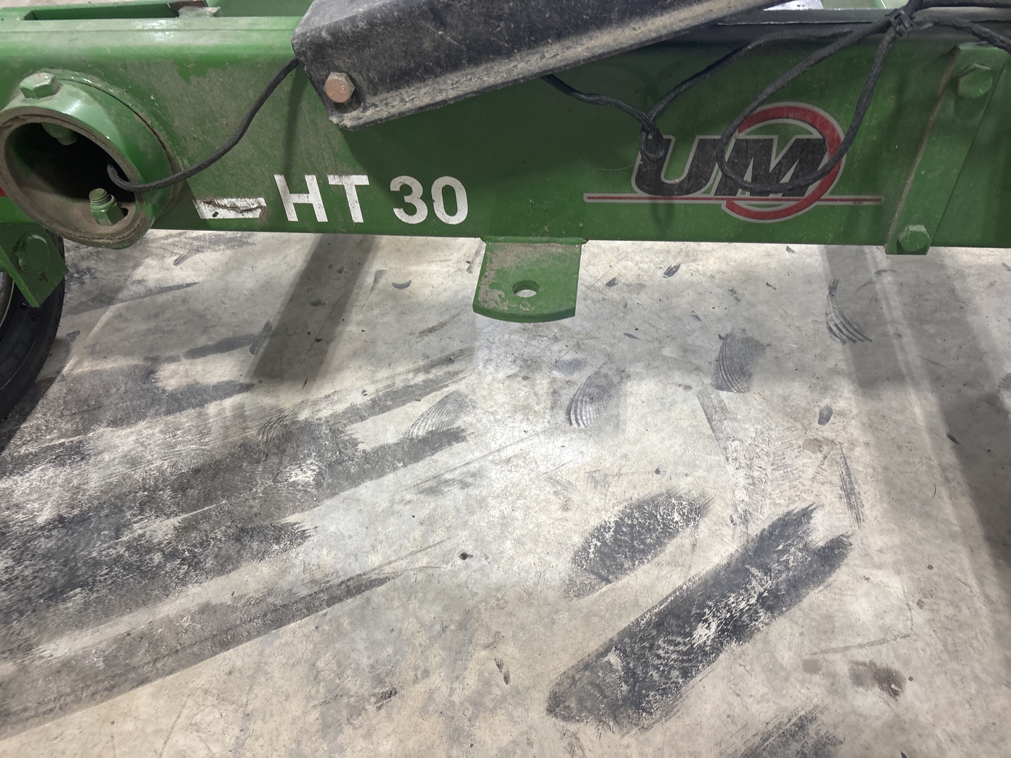 Used 2011 Unverferth HT30 Header carts at Koenig Equipment in Greenville, OH - PhotoXL4