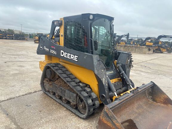 Photo of 2019 John Deere 325G