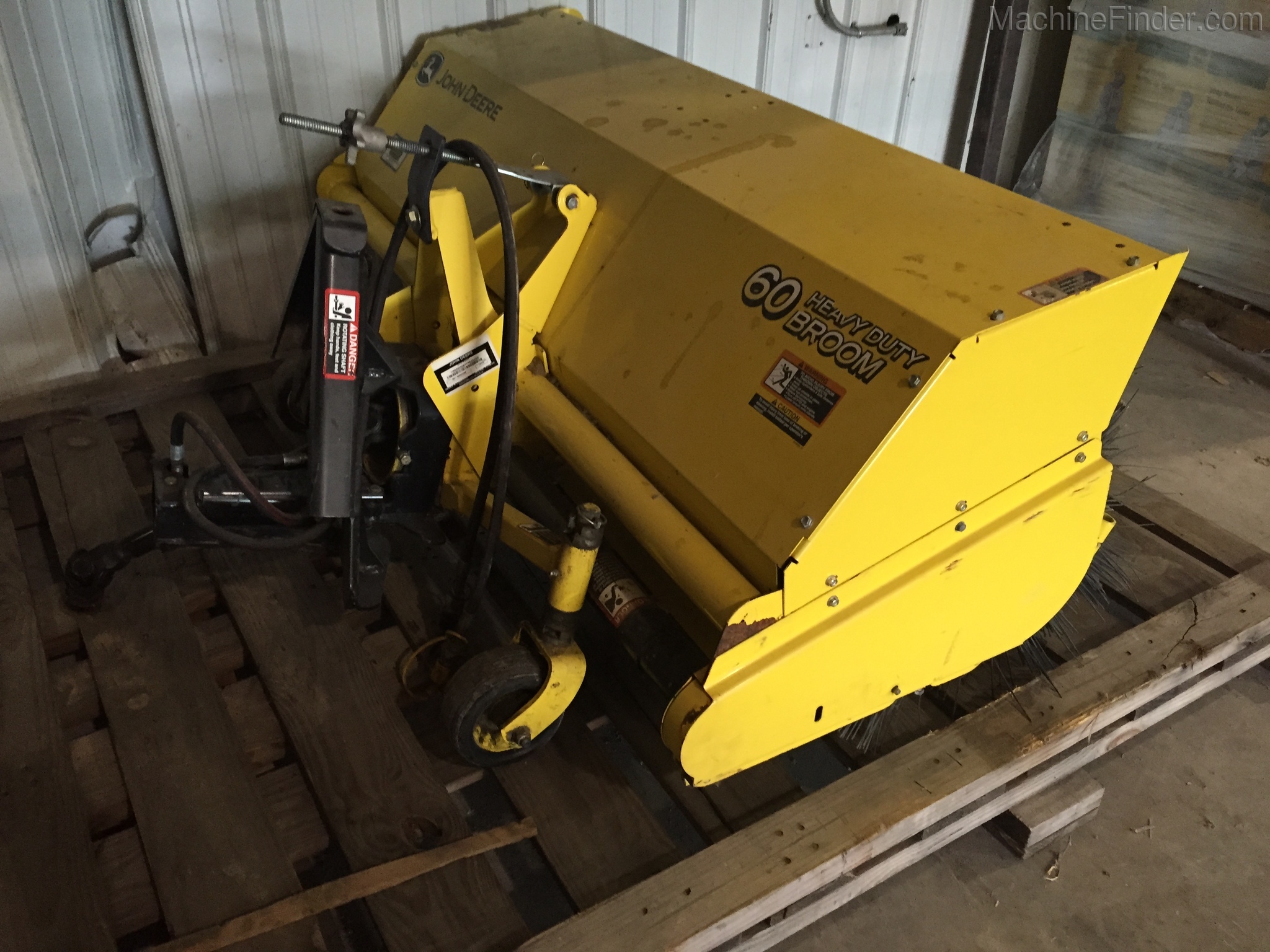 2015 John Deere 60HD Image 2