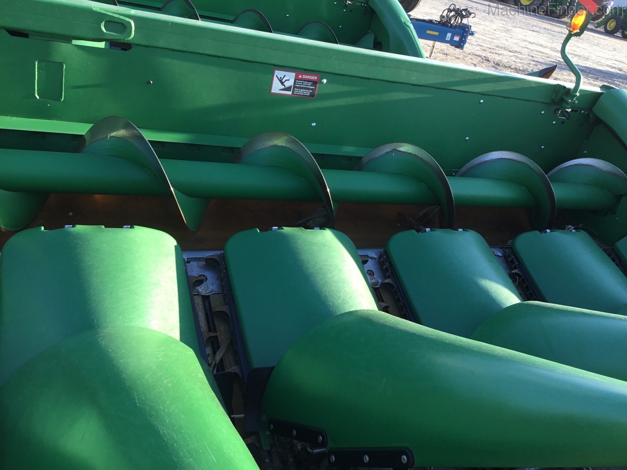 2014 John Deere 612C Image 9