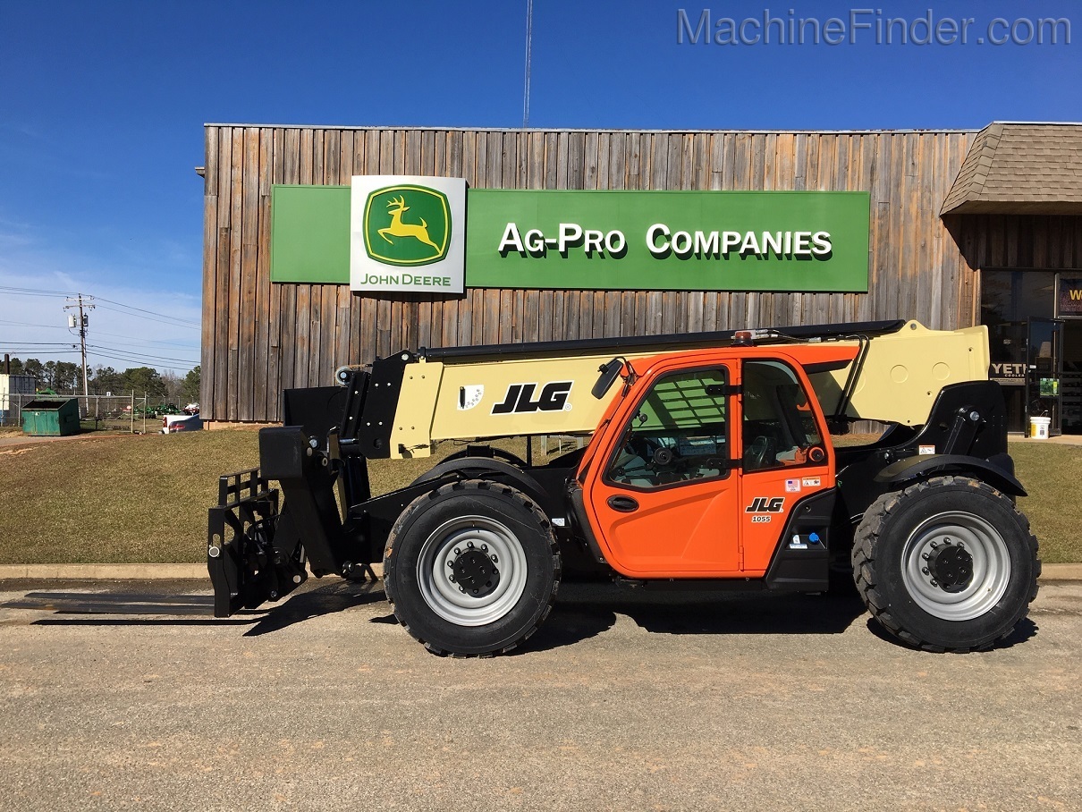 2020 JLG 1055 Image 2