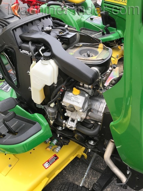 2015 John Deere X730 Image 7