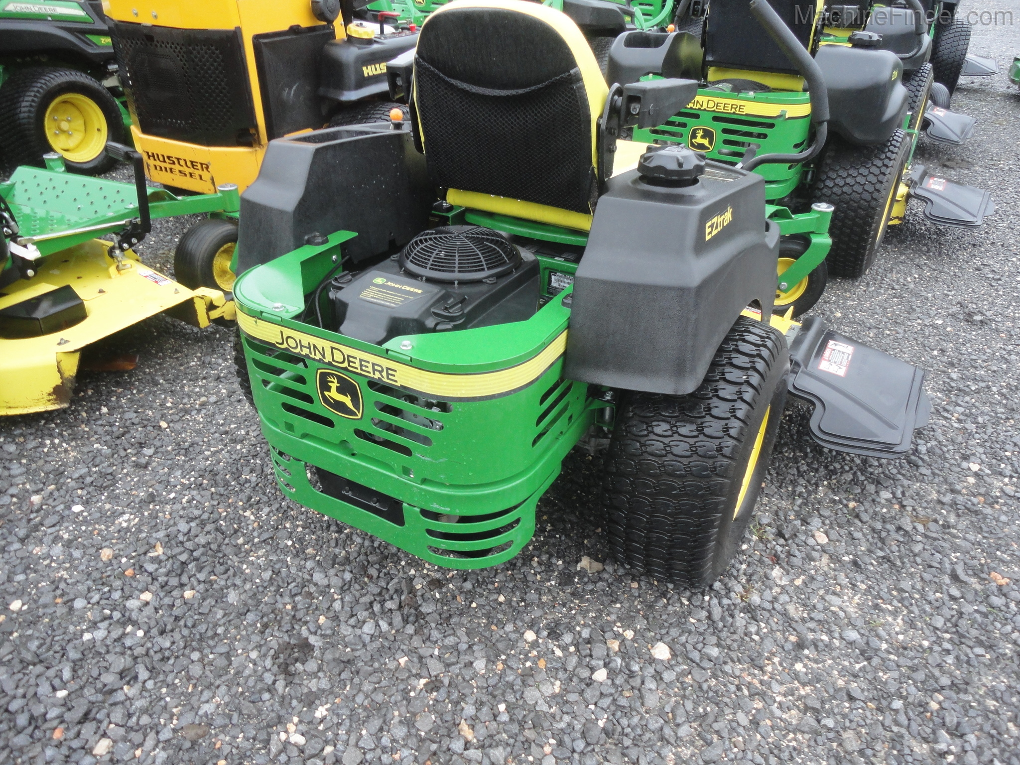 2015 John Deere Z445 Image 4