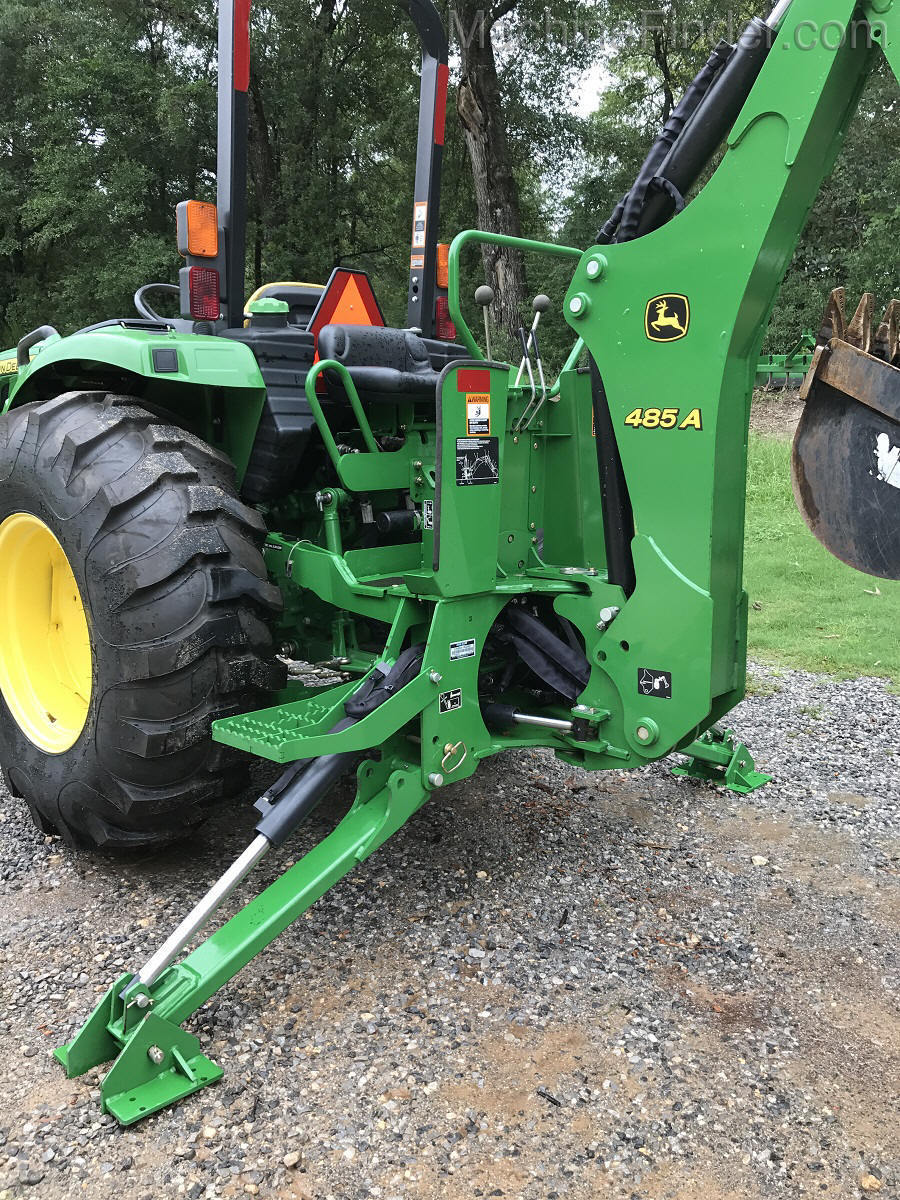 2020 John Deere 4044M TLB Image 3