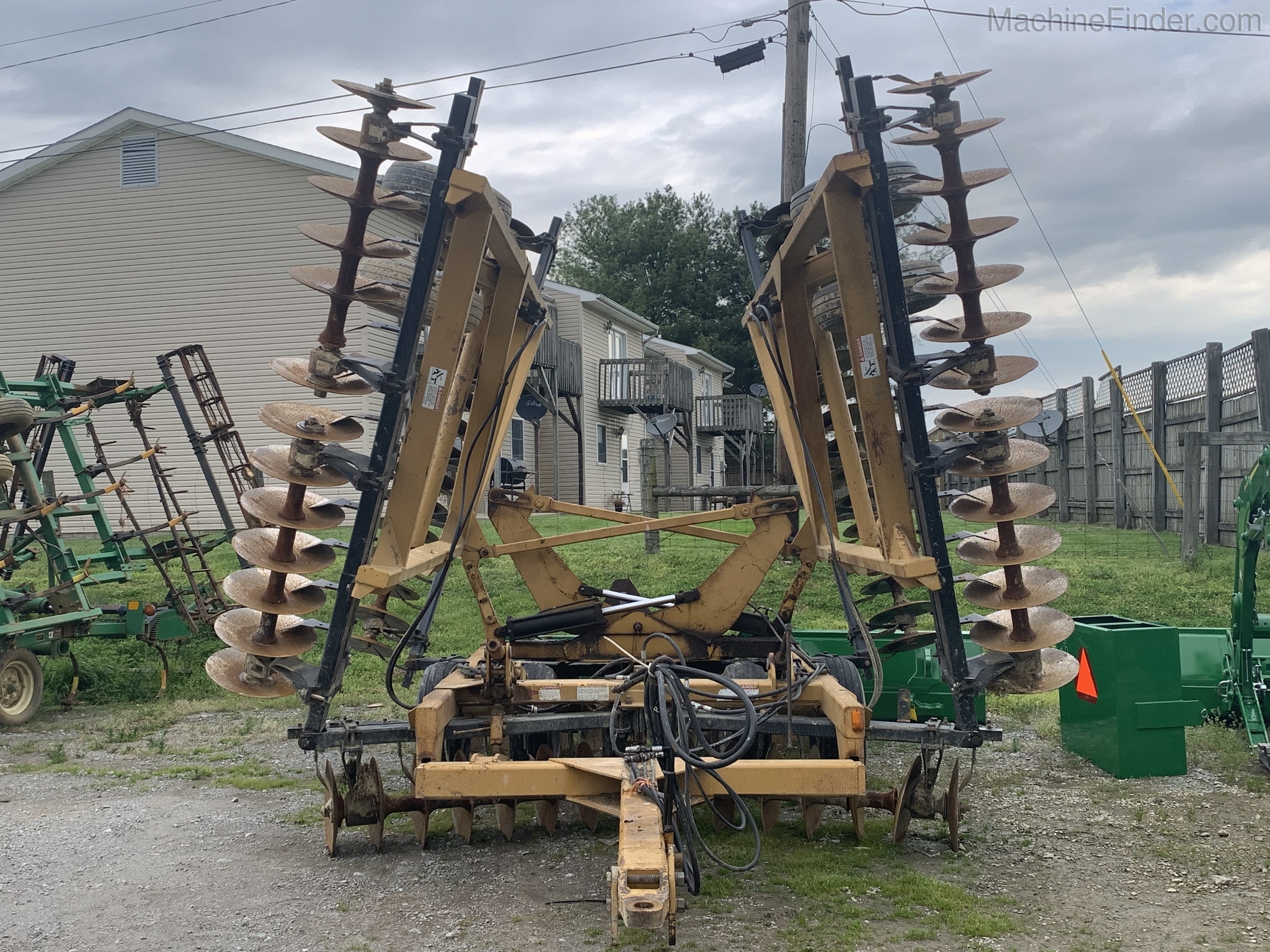 1998 Rome 35ft Image 8