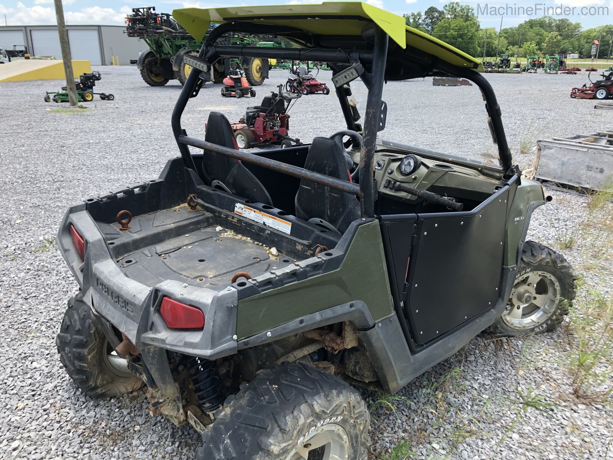 2000 Polaris 800 Image 5