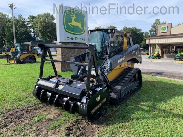 2020 John Deere 333G Image 3