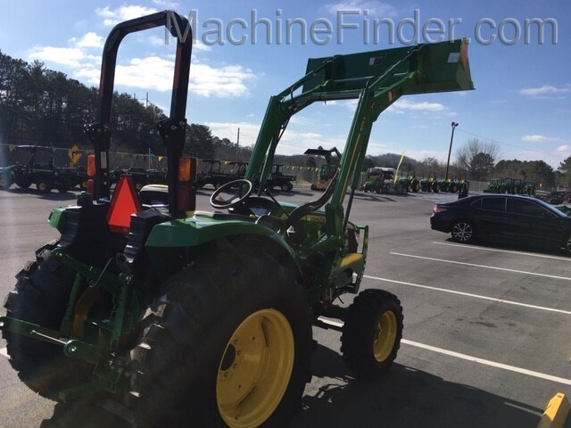 2020 John Deere 4044M Image 4