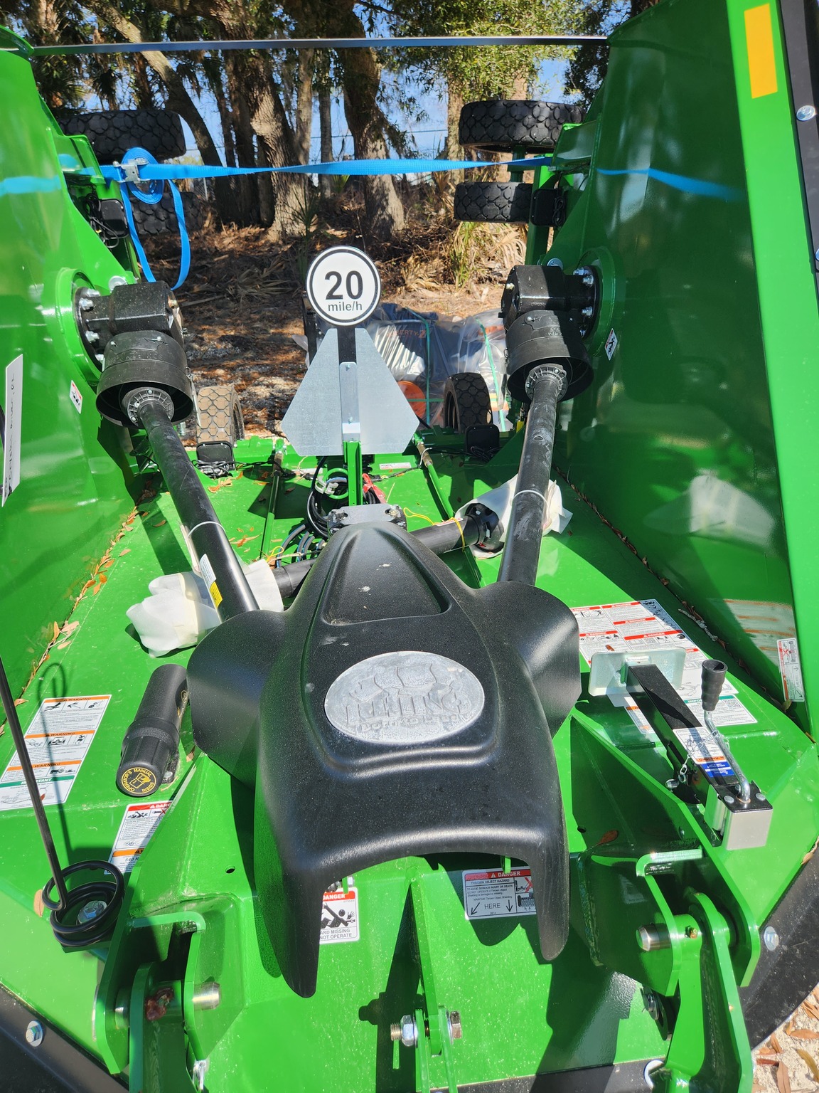 2023 Rhino 2150 Image 3