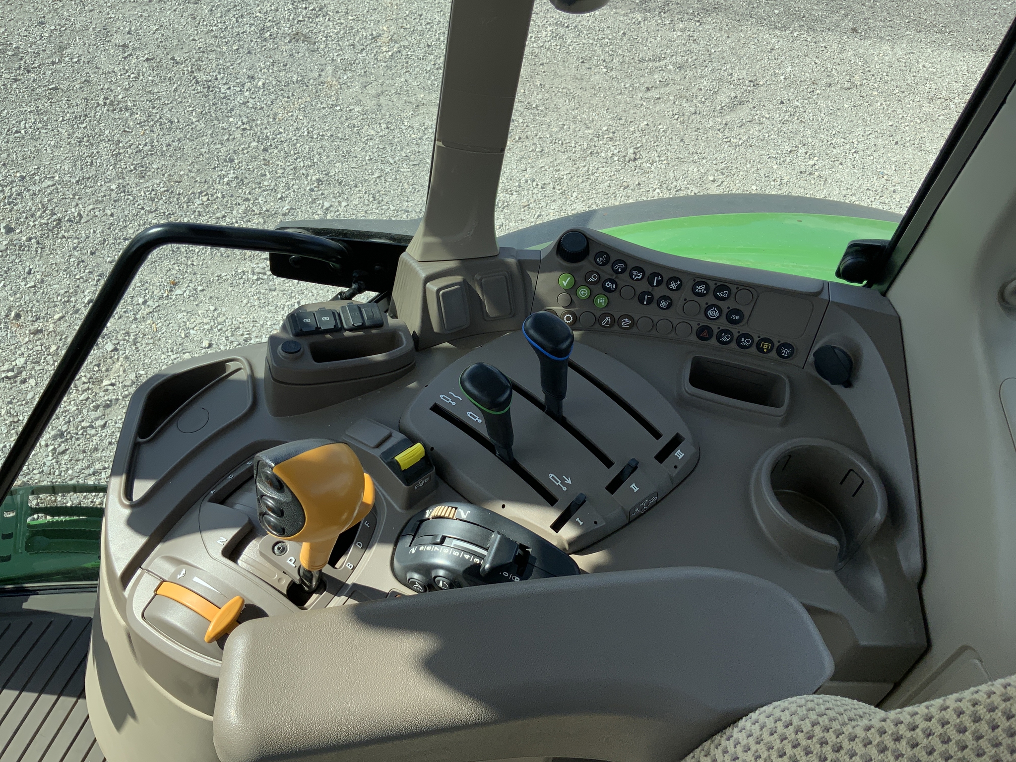 2023 John Deere 6145M Image 8
