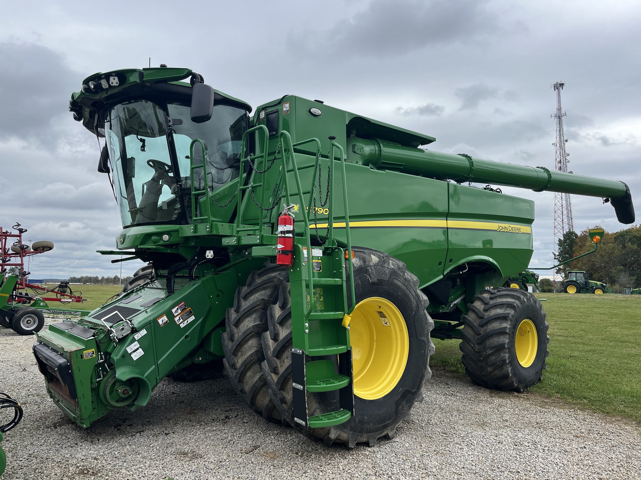 2023 John Deere S790 Image 2