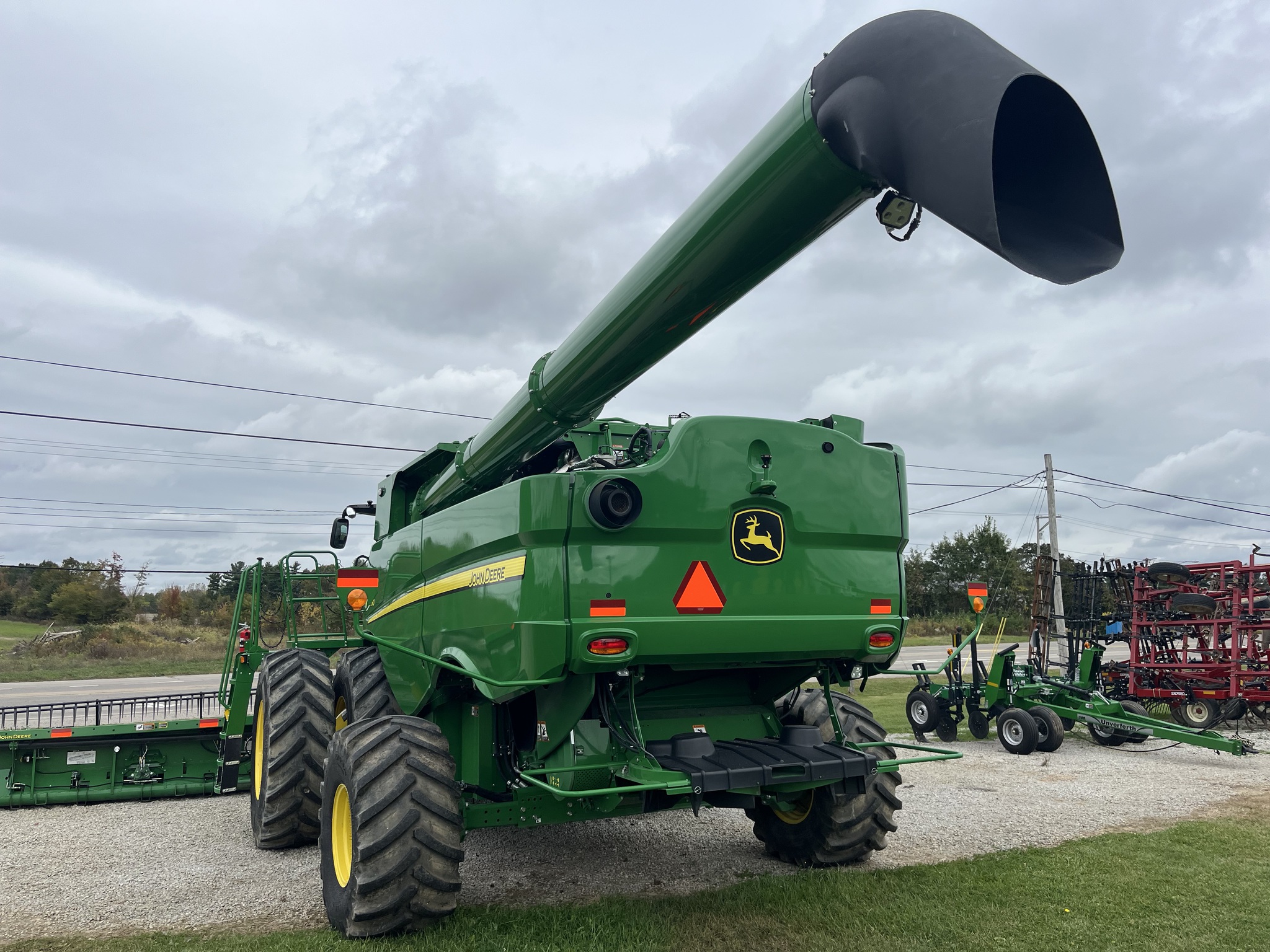 2023 John Deere S790 Image 7