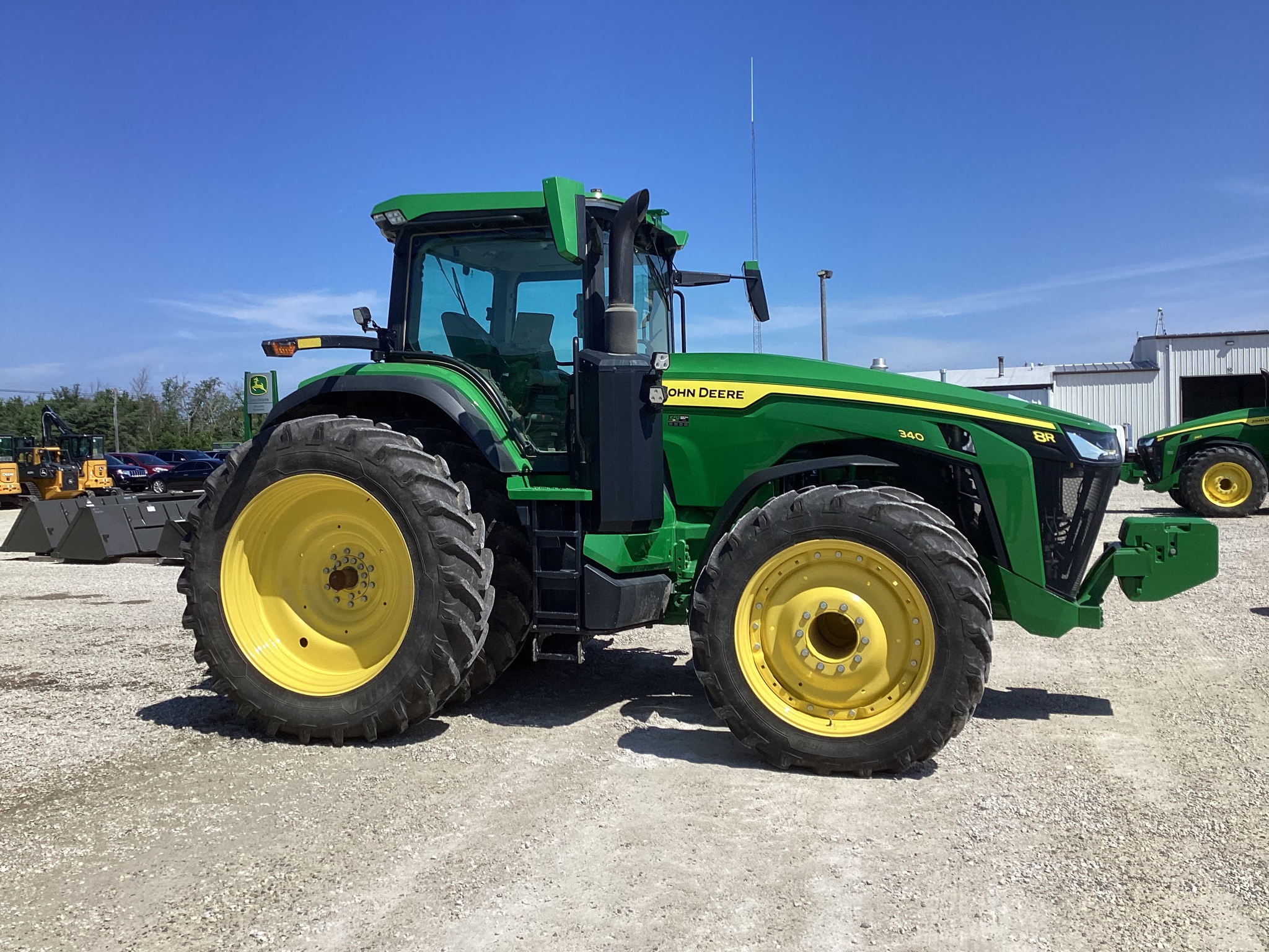 2020 John Deere 8R 340 Image 3