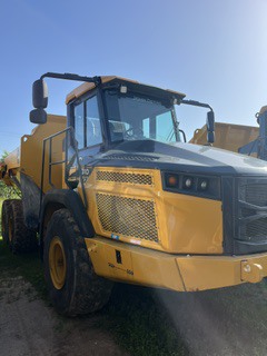 Photo of a 2023 John Deere 310 P
