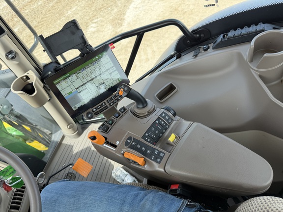 2024 John Deere 6R 155 - Photo32