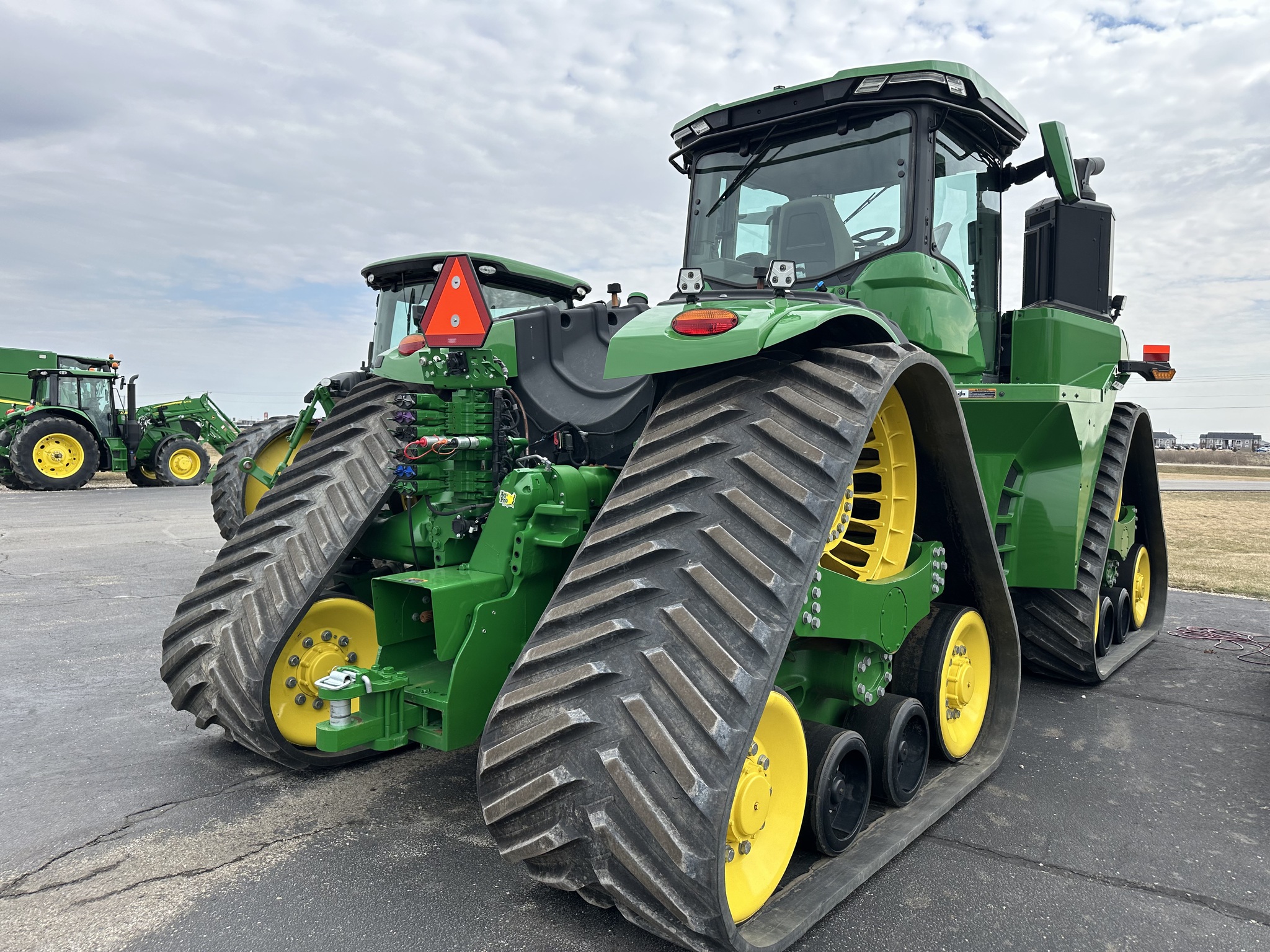 2023 John Deere 9RX 590 Image 12