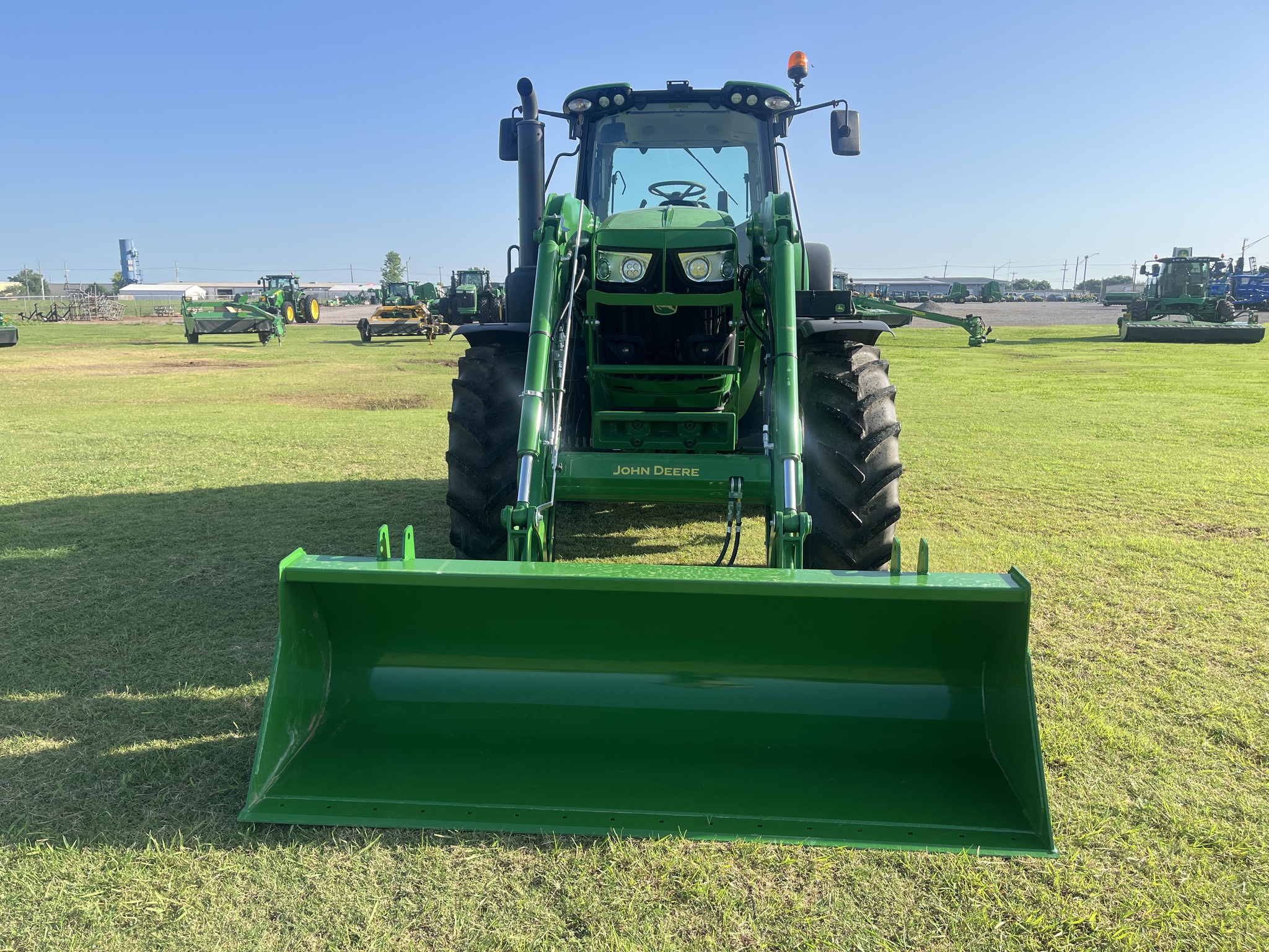2023 John Deere 6175M Image 5