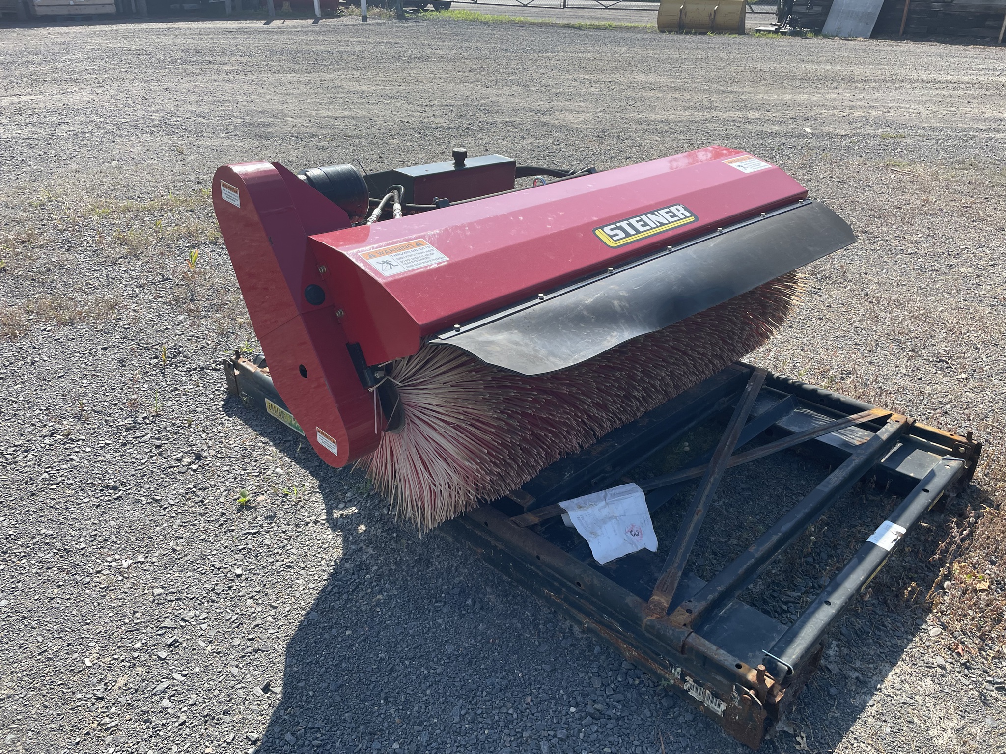 2021 Steiner RS454 Image 9