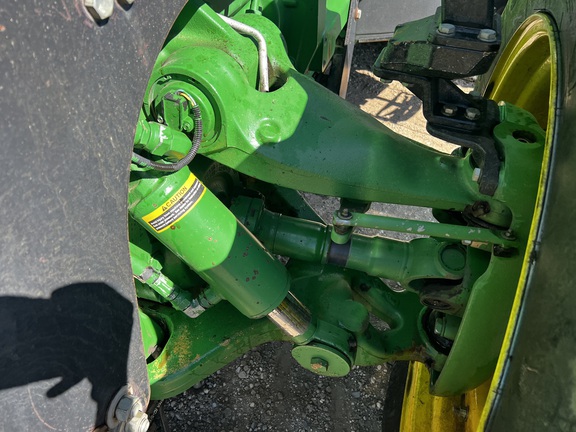 2011 John Deere 8285R - Photo11