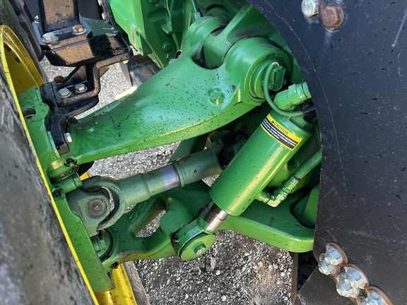 2011 John Deere 8285R - Photo13