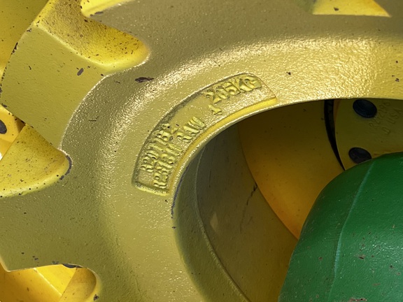 2011 John Deere 8285R - Photo16